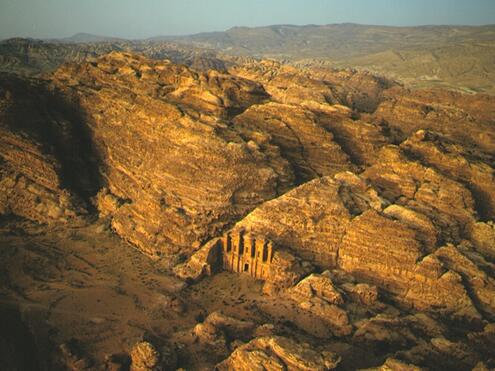 Jordan private tours to Petra with custom and tailored holiday packages.